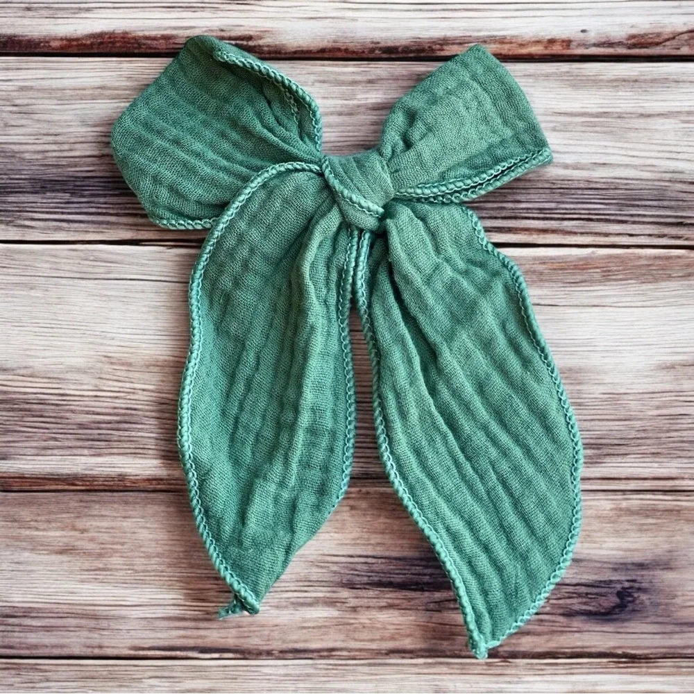 GUAZE Green FABLE HAIR BOW NWT